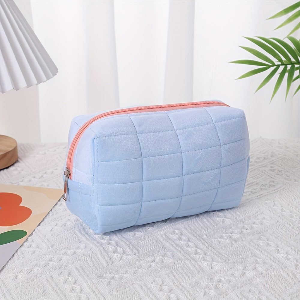 A Cosmetic Storage Bag, Designed with a Chic And Minimalist Style, Perfect for Students And Women for Travel Storage, Makeup Bags, Vacation Organizers, And Large-Capacity Cosmetic Cases. It Is Suitable for Lipsticks, Brushes, Skincare Products, Phones,