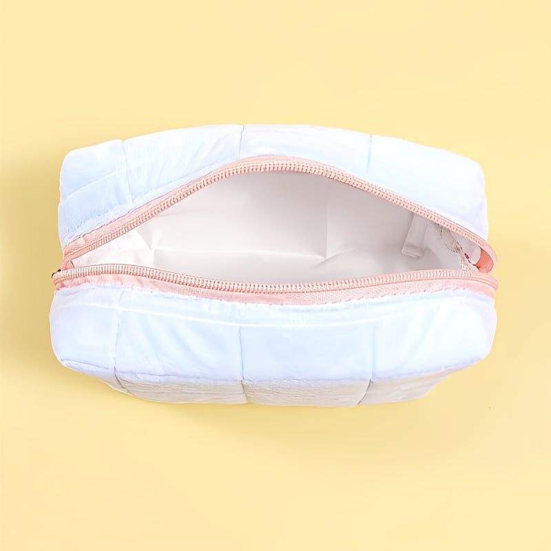 A Cosmetic Storage Bag, Designed with a Chic And Minimalist Style, Perfect for Students And Women for Travel Storage, Makeup Bags, Vacation Organizers, And Large-Capacity Cosmetic Cases. It Is Suitable for Lipsticks, Brushes, Skincare Products, Phones,